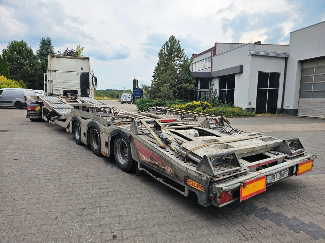 ROLFO 3X LKW TRANSPORTER CENTAURUS 3.3 EXT BPW - Semi-reboque transporte de veículos: foto 4 ROLFO 3X LKW TRANSPORTER CENTAURUS 3.3 EXT BPW - Semi-reboque transporte de veículos: foto 4