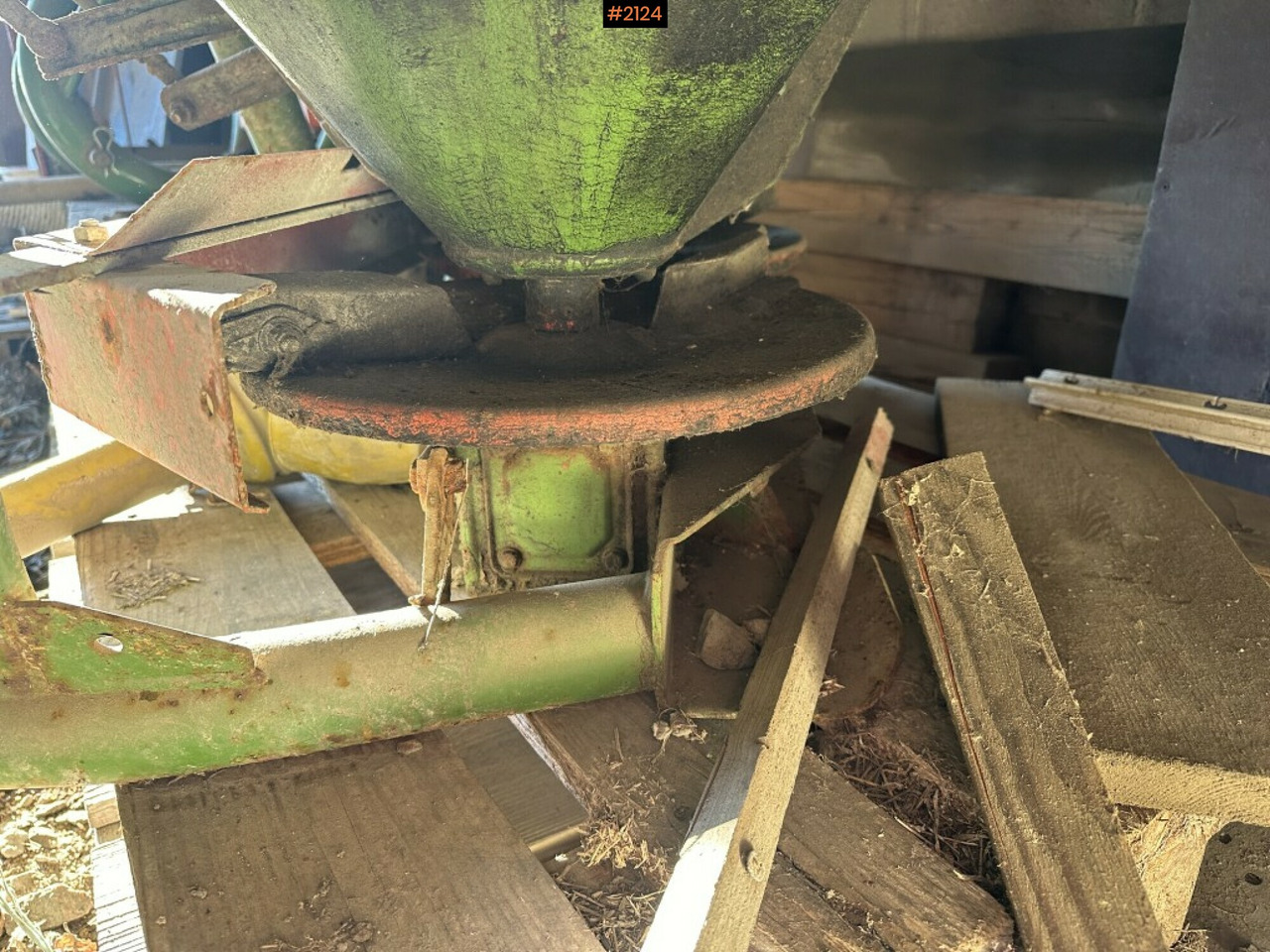 Fertilizer spreader - Distribuidor de fertilizantes: foto 5 Fertilizer spreader - Distribuidor de fertilizantes: foto 5