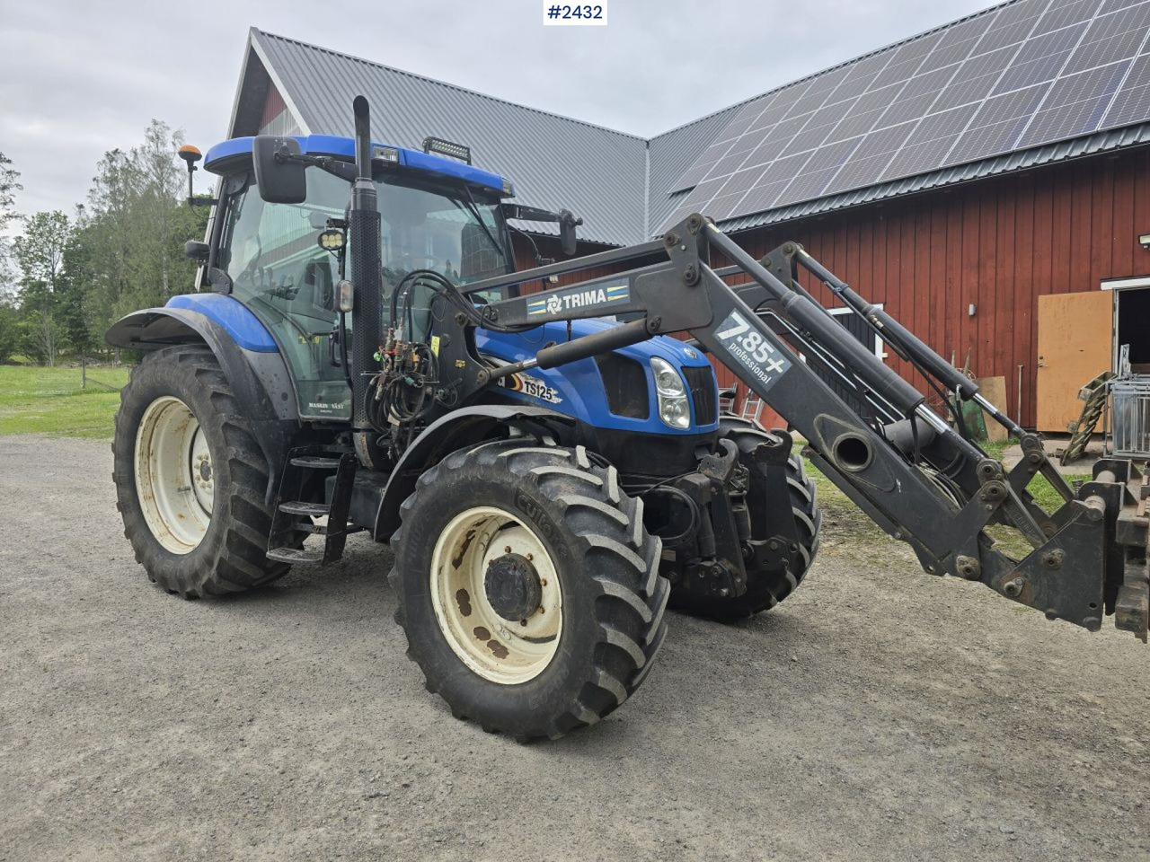 New Holland TS 125A med Frontlastare - Trator: foto 2 New Holland TS 125A med Frontlastare - Trator: foto 2