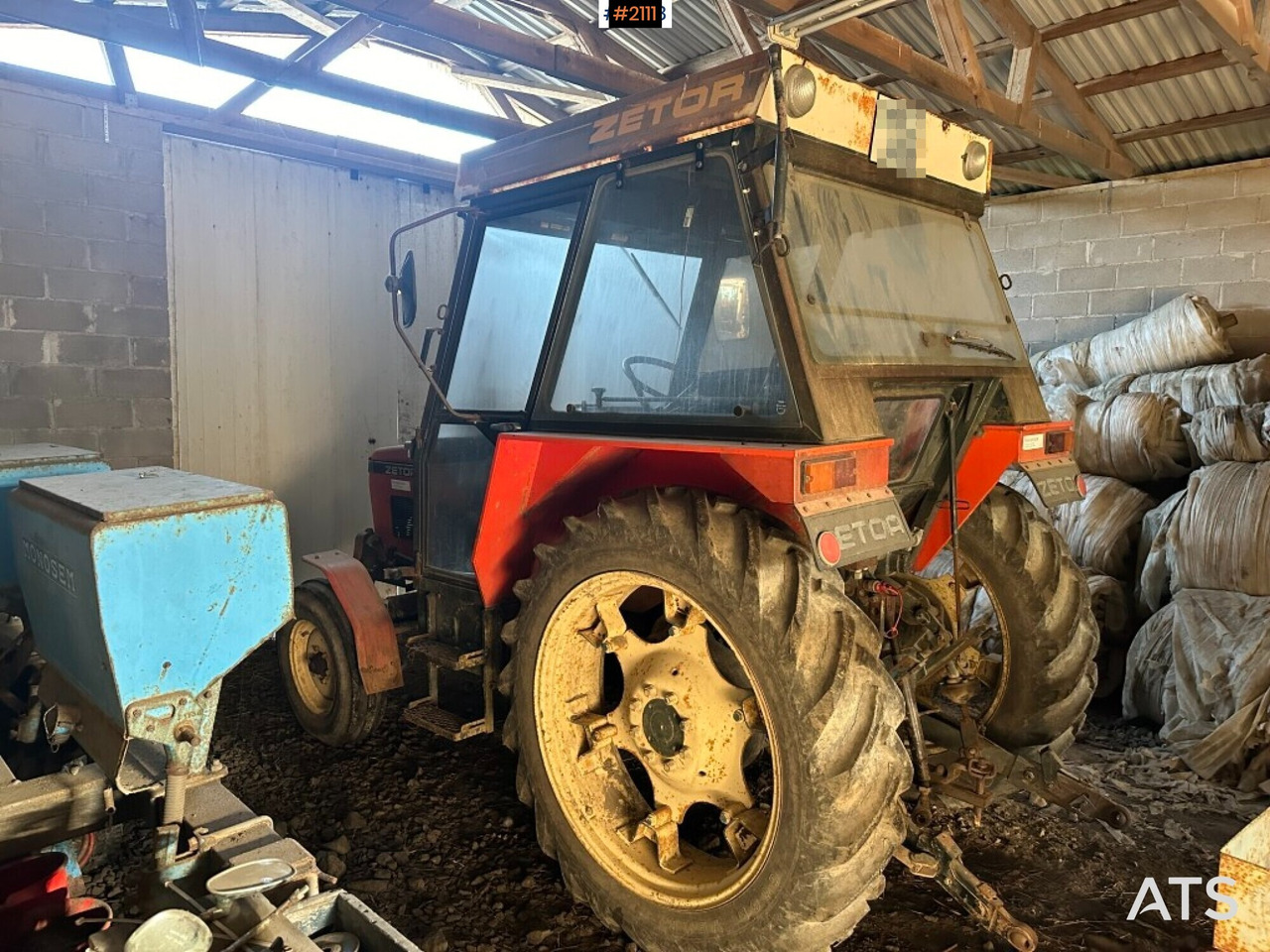 Tractor Zetor 5211 - Trator: foto 3 Tractor Zetor 5211 - Trator: foto 3