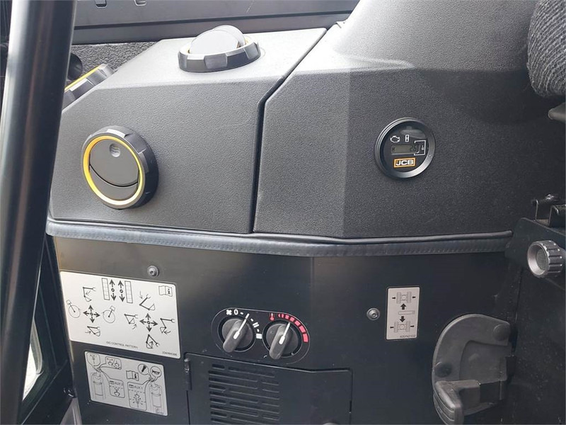 Mini escavadeira JCB 19C-1 PC: foto 10