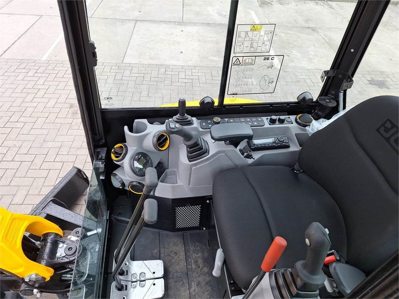 Mini escavadeira JCB 26C-1: foto 6 Mini escavadeira JCB 26C-1: foto 6