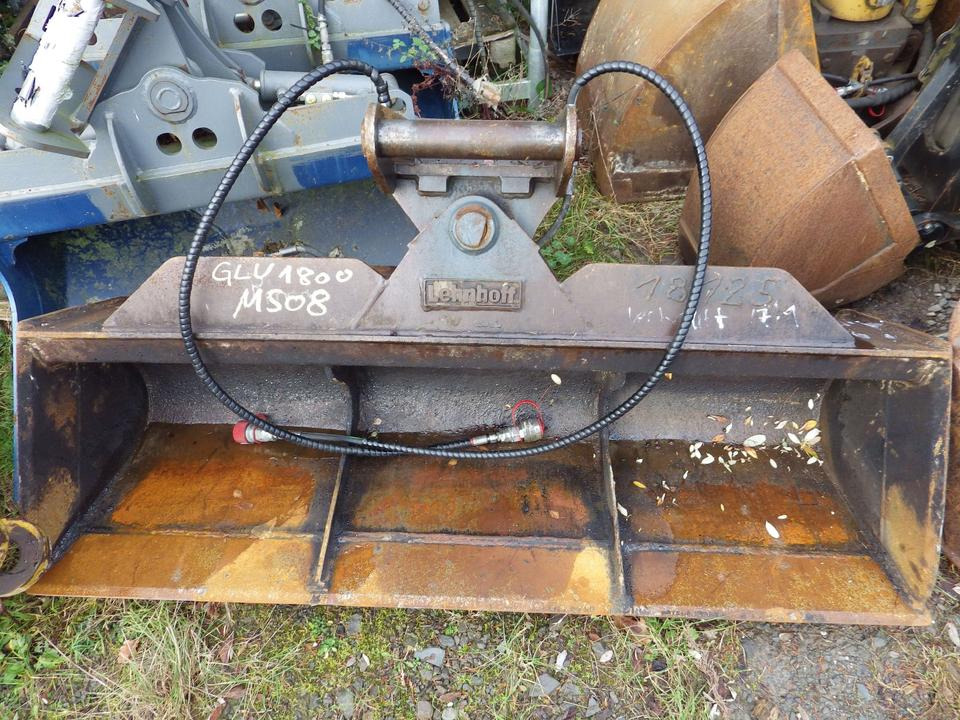 Grabenräumlöffel MS03 starr und schwenkbar+ MS08 hydraulisch - Balde escavadora: foto 4 Grabenräumlöffel MS03 starr und schwenkbar+ MS08 hydraulisch - Balde escavadora: foto 4