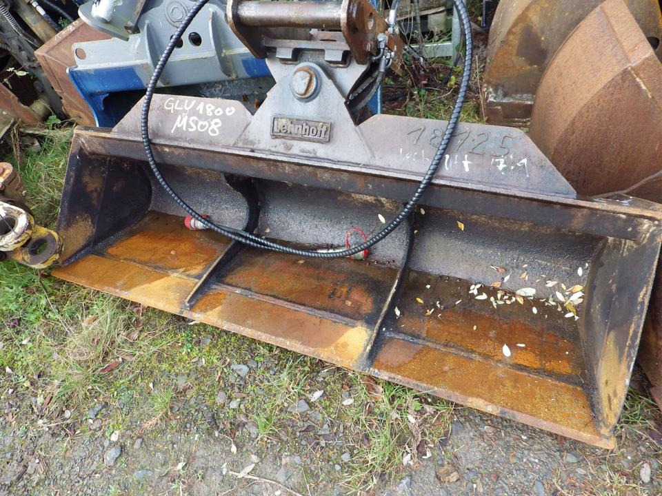 Grabenräumlöffel MS03 starr und schwenkbar+ MS08 hydraulisch - Balde escavadora: foto 1 Grabenräumlöffel MS03 starr und schwenkbar+ MS08 hydraulisch - Balde escavadora: foto 1