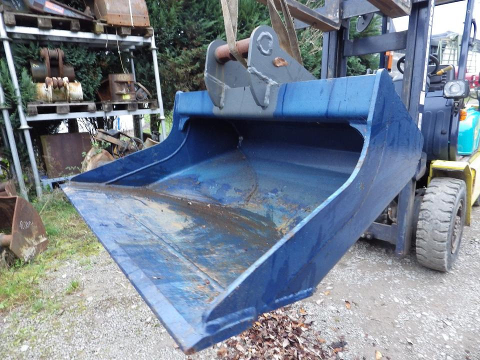 Planierlöffel 1000 mm 180 Ltr. MS03 Sym (MWST ausweisbar) - Balde escavadora para Máquina de construção: foto 1 Planierlöffel 1000 mm 180 Ltr. MS03 Sym (MWST ausweisbar) - Balde escavadora para Máquina de construção: foto 1