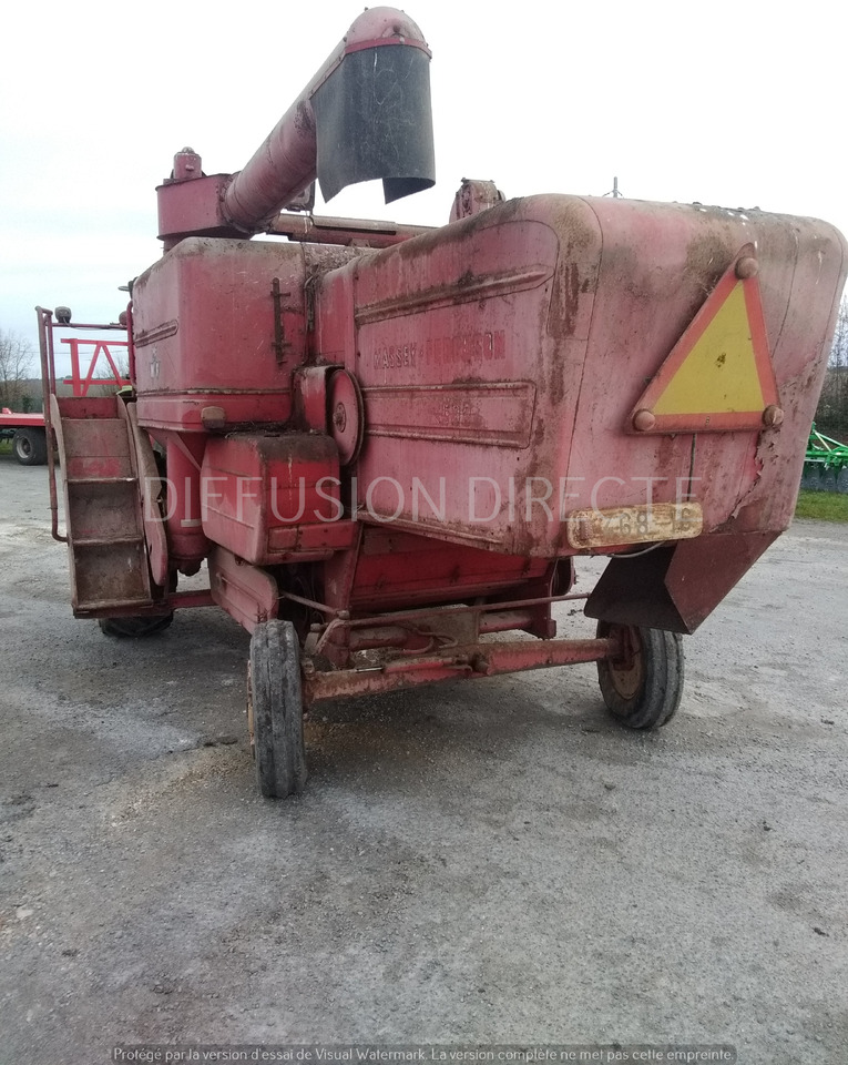 MASSEY FERGUSON MOISSONNEUSE BATTEUSE 500 - Colheitadeira: foto 4 MASSEY FERGUSON MOISSONNEUSE BATTEUSE 500 - Colheitadeira: foto 4
