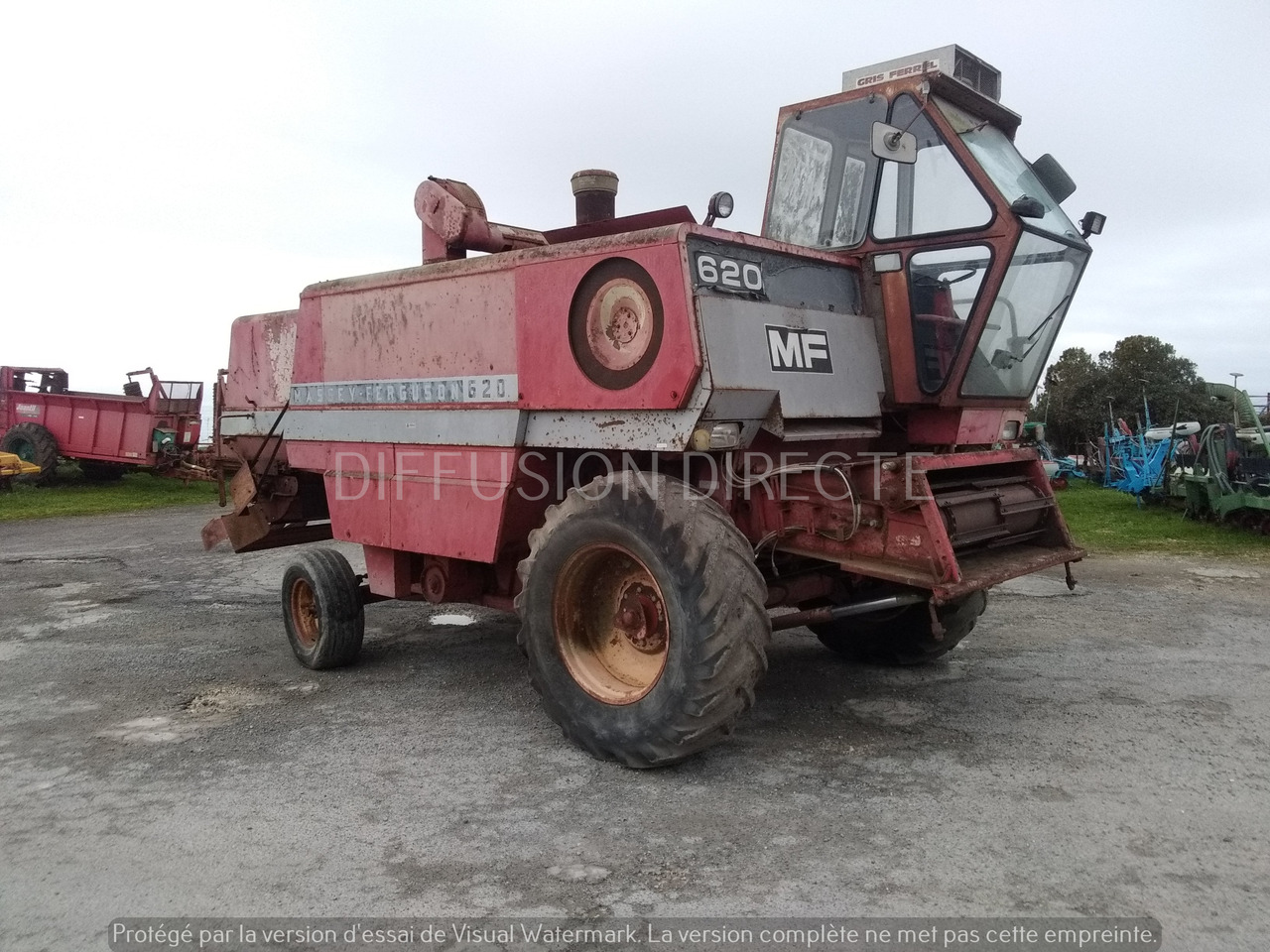 MASSEY FERGUSON MOISSONNEUSE BATTEUSE 620 - Ceifeira debulhadora: foto 2 MASSEY FERGUSON MOISSONNEUSE BATTEUSE 620 - Ceifeira debulhadora: foto 2