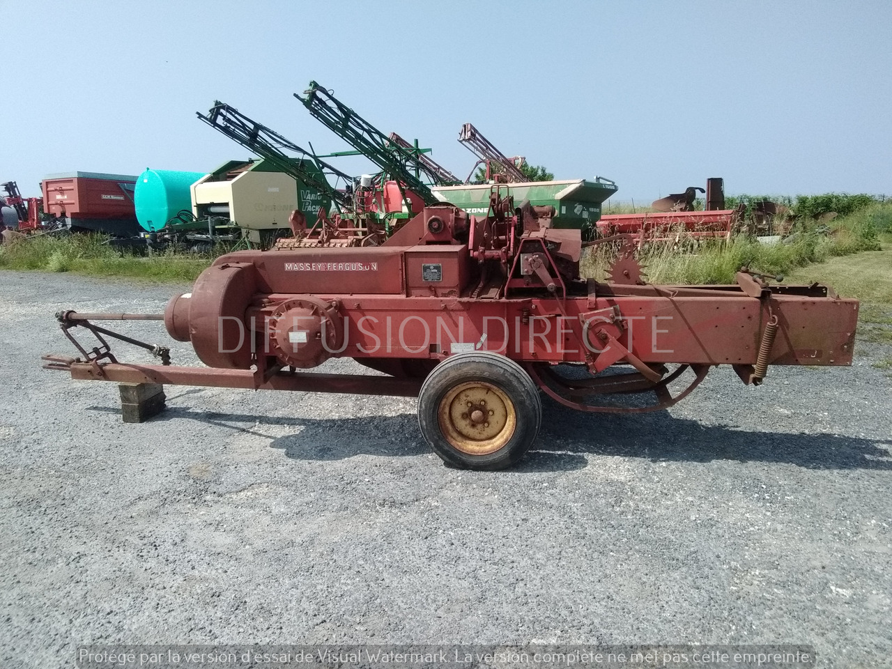MASSEY FERGUSON PRESSE MOYENNE DENSITE 20-8 - Enfardadeira de fardos redondos: foto 2 MASSEY FERGUSON PRESSE MOYENNE DENSITE 20-8 - Enfardadeira de fardos redondos: foto 2