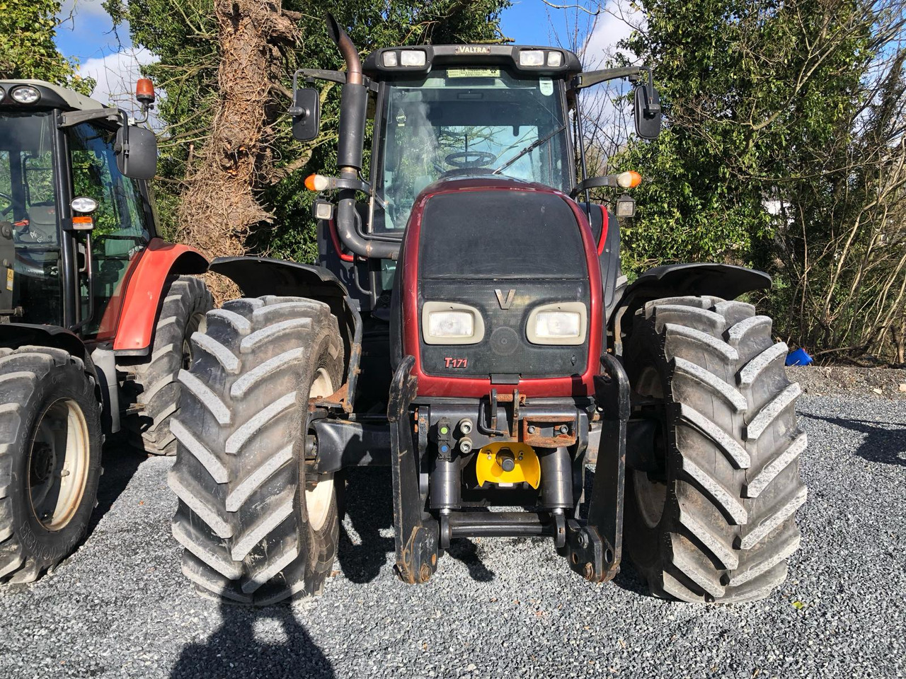 2009 Valtra T171 with front PTO - Trator: foto 3 2009 Valtra T171 with front PTO - Trator: foto 3