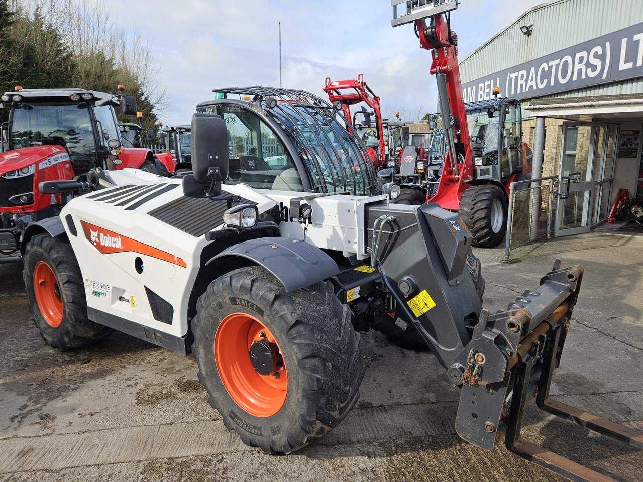 2019 Bobcat TL4380, good condition machine - Empilhador telescópico: foto 1 2019 Bobcat TL4380, good condition machine - Empilhador telescópico: foto 1