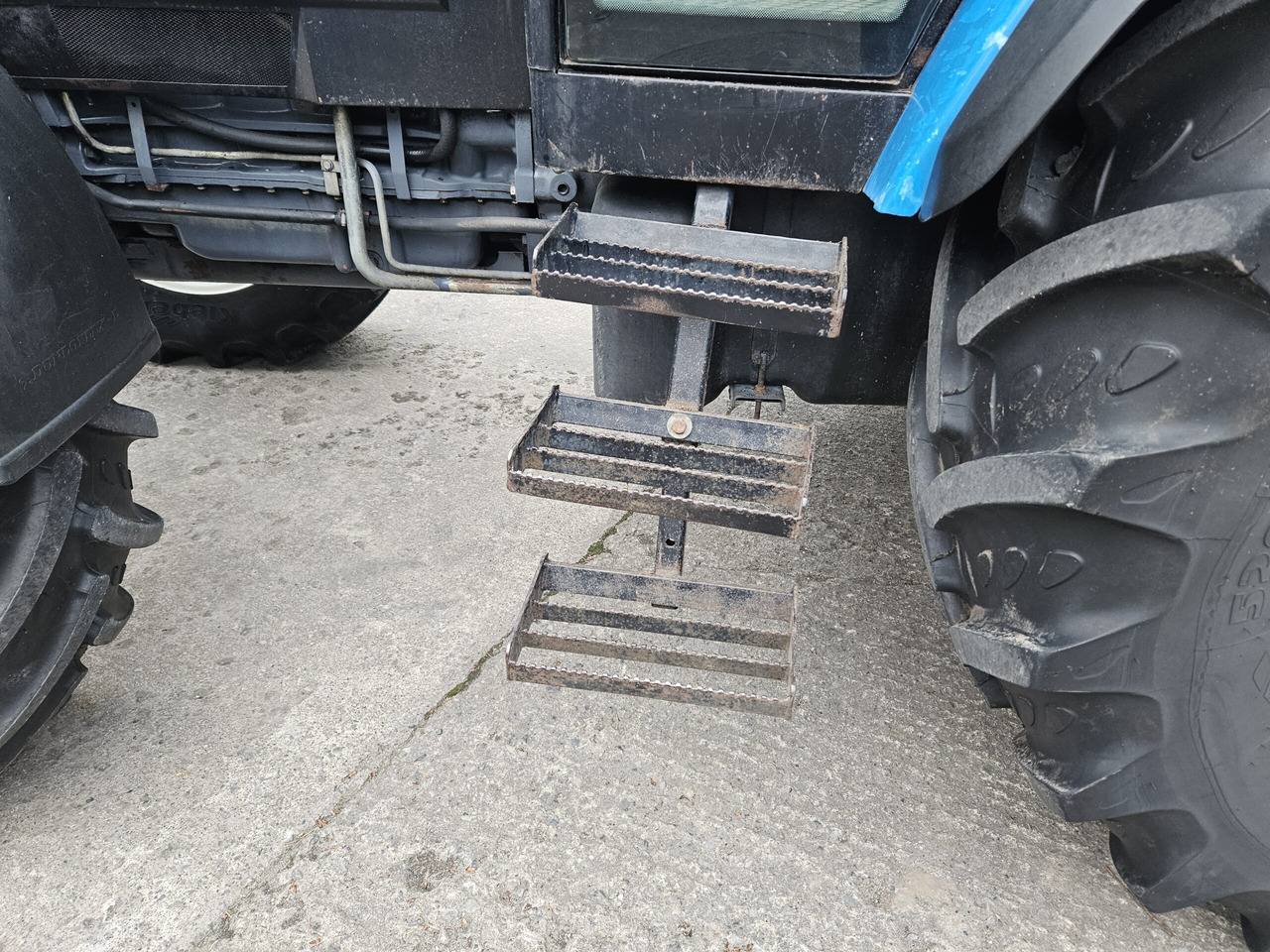 New Holland 7840 SLDP Turbo, 1 Owner machine - Trator: foto 4 New Holland 7840 SLDP Turbo, 1 Owner machine - Trator: foto 4