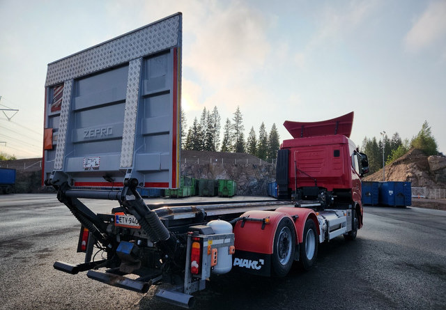 Iveco S-Way 6x2 LNG - Camião chassi: foto 4 Iveco S-Way 6x2 LNG - Camião chassi: foto 4