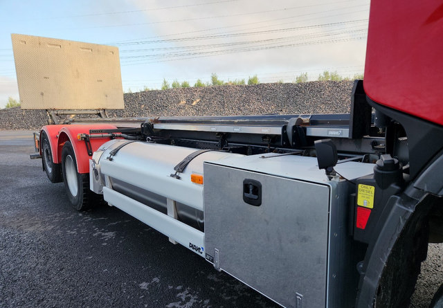 Camião chassi Iveco S-Way 6x2 LNG / LBG: foto 7