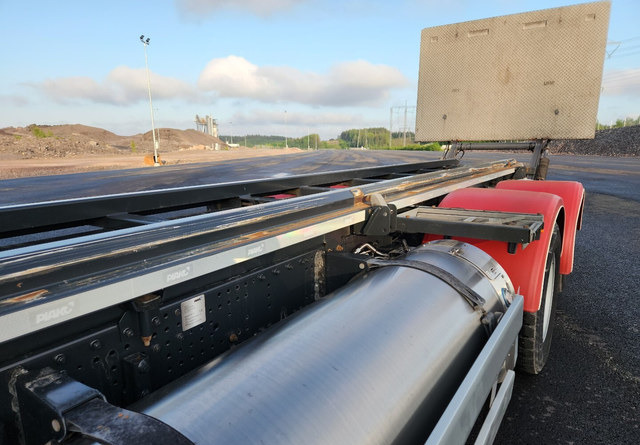 Camião chassi Iveco S-Way 6x2 LNG / LBG: foto 10