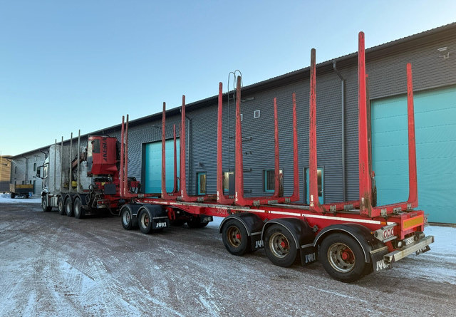 Mercedes-BenzArocs - Camião de transporte de madeira: foto 4 Mercedes-BenzArocs - Camião de transporte de madeira: foto 4