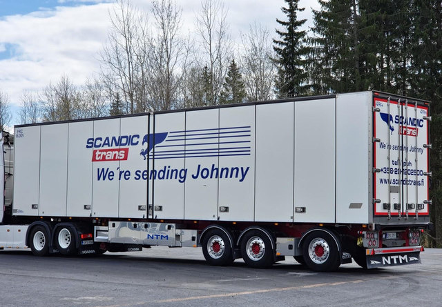 NTMFRC - Semi-reboque furgão: foto 3 NTMFRC - Semi-reboque furgão: foto 3