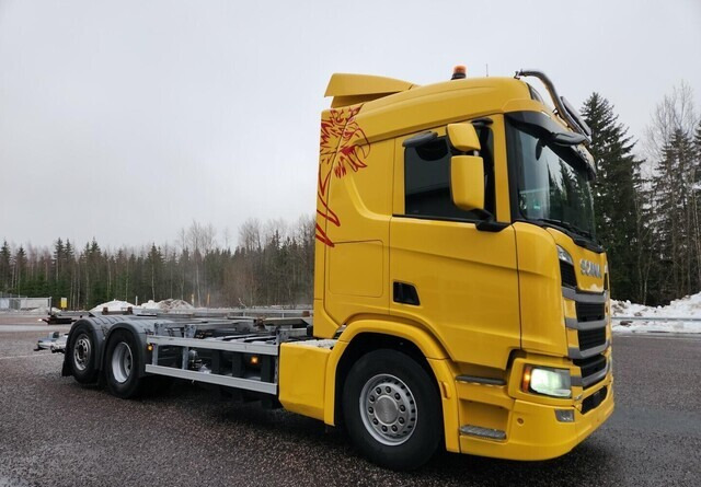 Scania R410 CNG / CBG 6x2 - Camião transportador de contêineres/ Caixa móvel: foto 5 Scania R410 CNG / CBG 6x2 - Camião transportador de contêineres/ Caixa móvel: foto 5