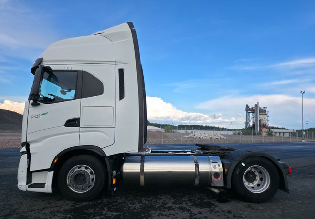 IvecoS-Way 460 4x2 LNG / LBG - Tractor: foto 2 IvecoS-Way 460 4x2 LNG / LBG - Tractor: foto 2