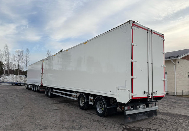 Volvo FH16 750 10x4 - Camião furgão: foto 5 Volvo FH16 750 10x4 - Camião furgão: foto 5