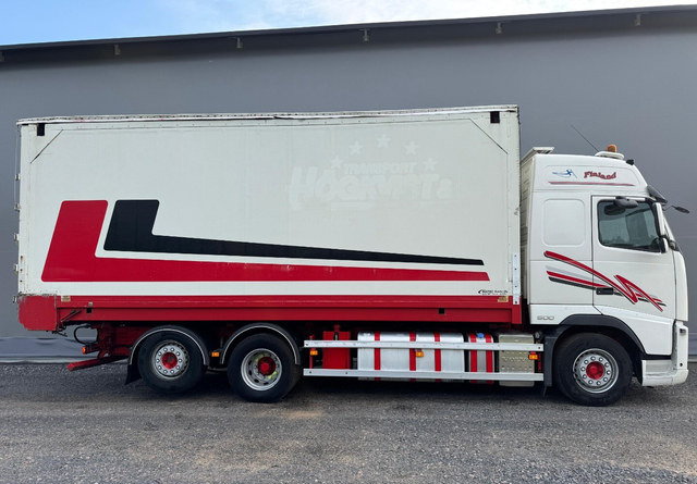 VolvoFH13 500 6x2 Rahtikaappi - Camião furgão: foto 5 VolvoFH13 500 6x2 Rahtikaappi - Camião furgão: foto 5