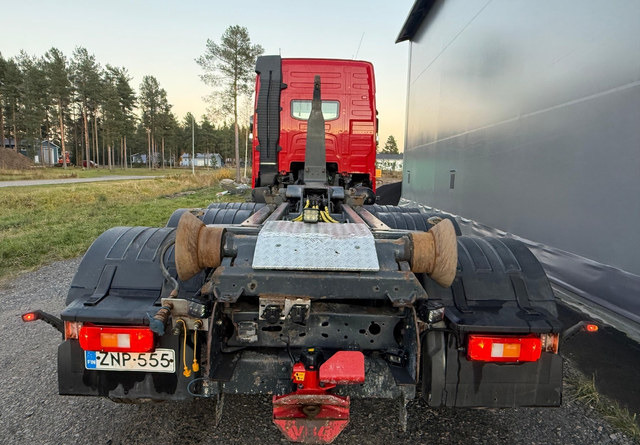 VolvoFH16 750 8X4 - Camião polibenne: foto 4 VolvoFH16 750 8X4 - Camião polibenne: foto 4