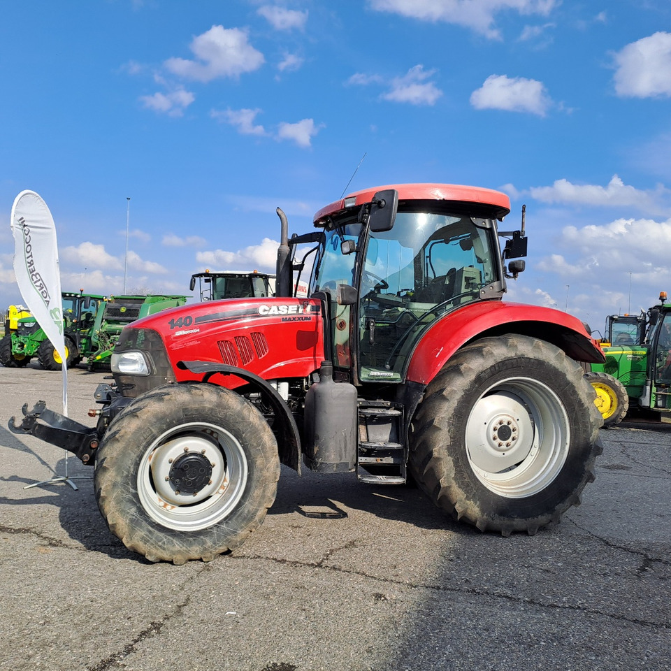 CASE IK 140 MAXXUM - Trator: foto 2 CASE IK 140 MAXXUM - Trator: foto 2