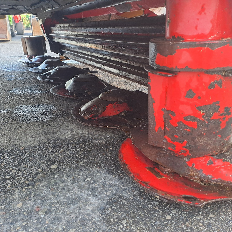 Gadanheira FALCIACONDIZIONATRICE LELY SPLENDIMO FC330: foto 7 Gadanheira FALCIACONDIZIONATRICE LELY SPLENDIMO FC330: foto 7