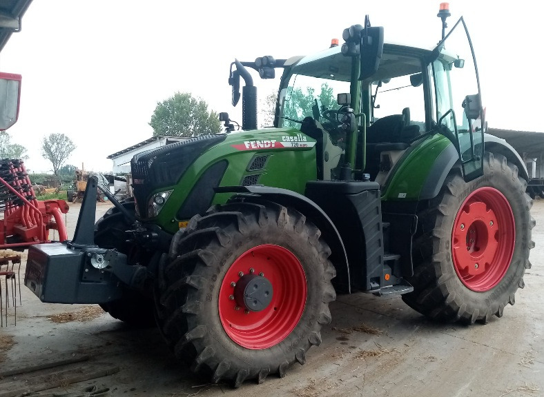 FENDT 320 VARIO - Trator: foto 1 FENDT 320 VARIO - Trator: foto 1