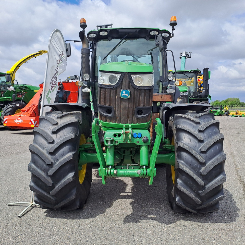 JOHN DEERE 6210R - Trator: foto 3 JOHN DEERE 6210R - Trator: foto 3