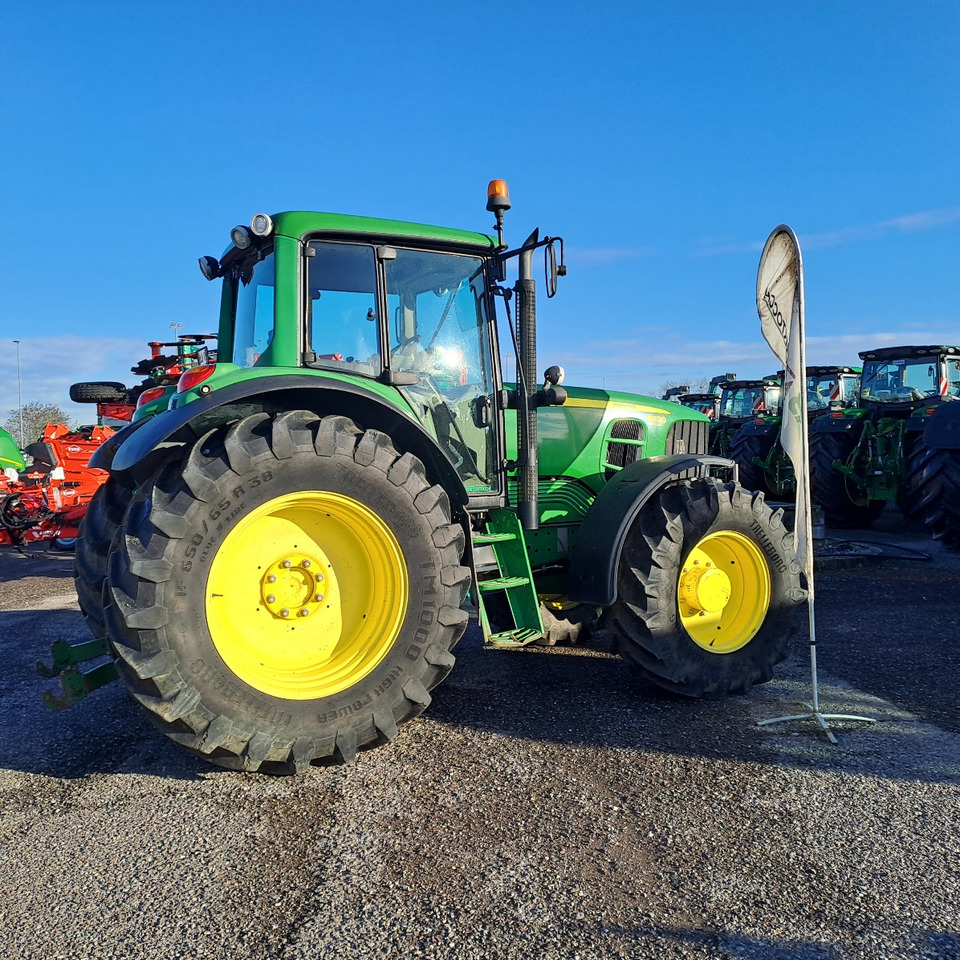 JOHN DEERE 6830 - Trator: foto 4 JOHN DEERE 6830 - Trator: foto 4