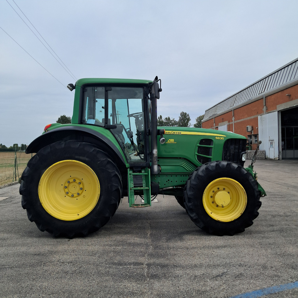 JOHN DEERE 6830 Premium - Trator: foto 5 JOHN DEERE 6830 Premium - Trator: foto 5