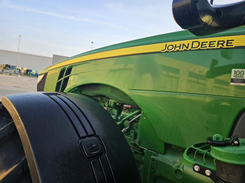 JOHN DEERE 8320R - Trator: foto 2 JOHN DEERE 8320R - Trator: foto 2