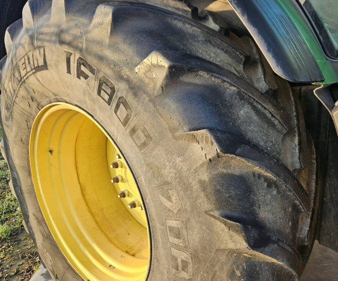 JOHN DEERE 8320R - Trator: foto 4 JOHN DEERE 8320R - Trator: foto 4