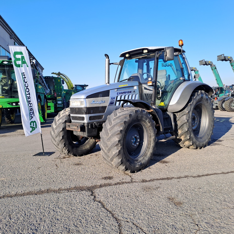 LAMBORGHINI CHAMPION 135 - Trator: foto 1 LAMBORGHINI CHAMPION 135 - Trator: foto 1