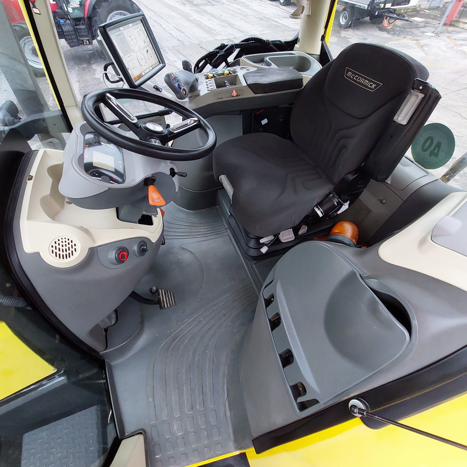 MC CORMICK X8.680 - Trator: foto 2 MC CORMICK X8.680 - Trator: foto 2