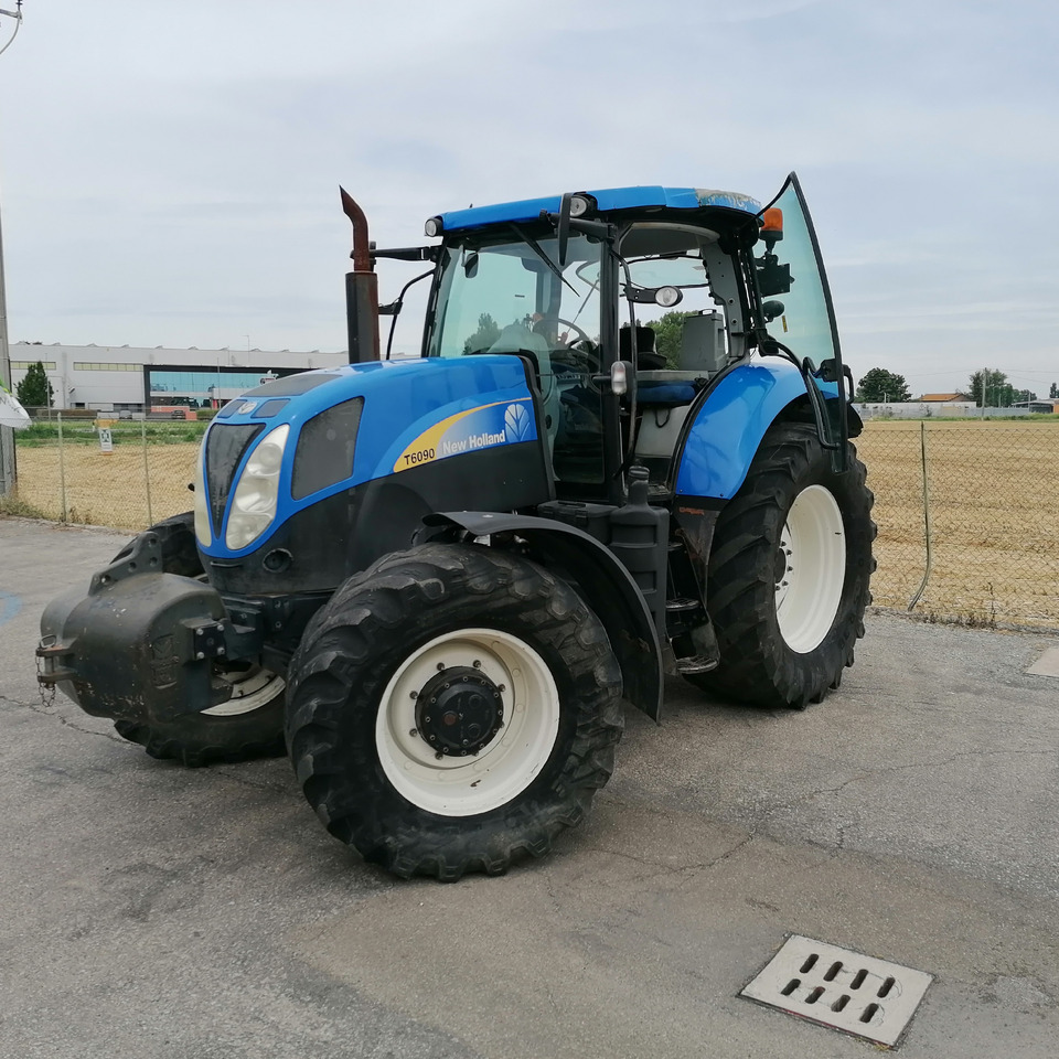 Trator NEW HOLLAND 6090: foto 7