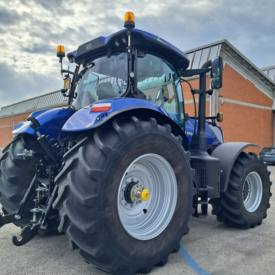 NEW HOLLAND T7 270 - Trator: foto 5 NEW HOLLAND T7 270 - Trator: foto 5