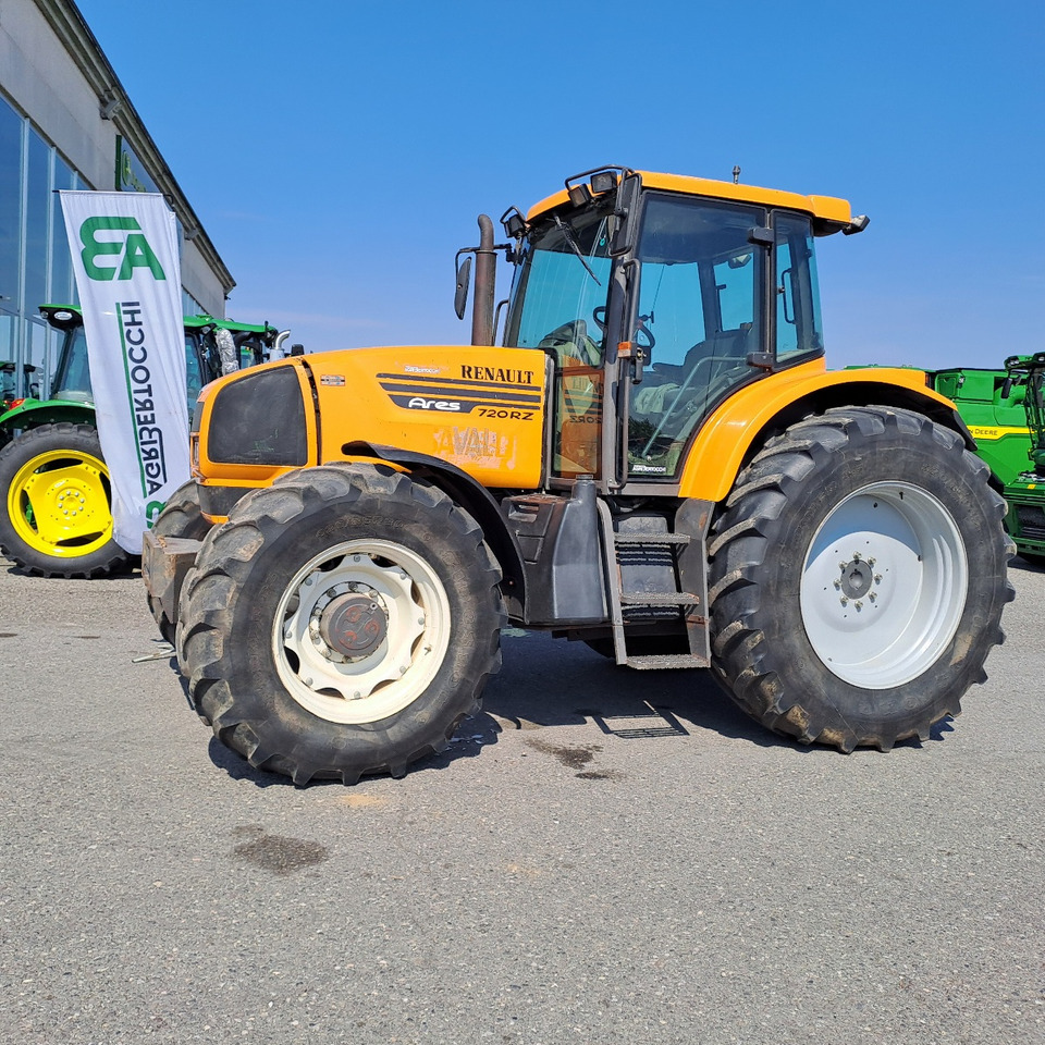 RENAULT ARES 720 RZ - Trator: foto 1 RENAULT ARES 720 RZ - Trator: foto 1