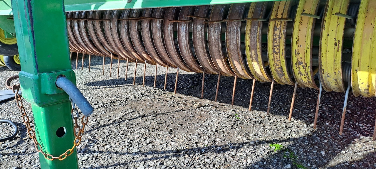 ROTOPRESSA JOHN DEERE 960 - ASTA AGRIBERTOCCHI - Enfardadeira de fardos redondos: foto 3 ROTOPRESSA JOHN DEERE 960 - ASTA AGRIBERTOCCHI - Enfardadeira de fardos redondos: foto 3