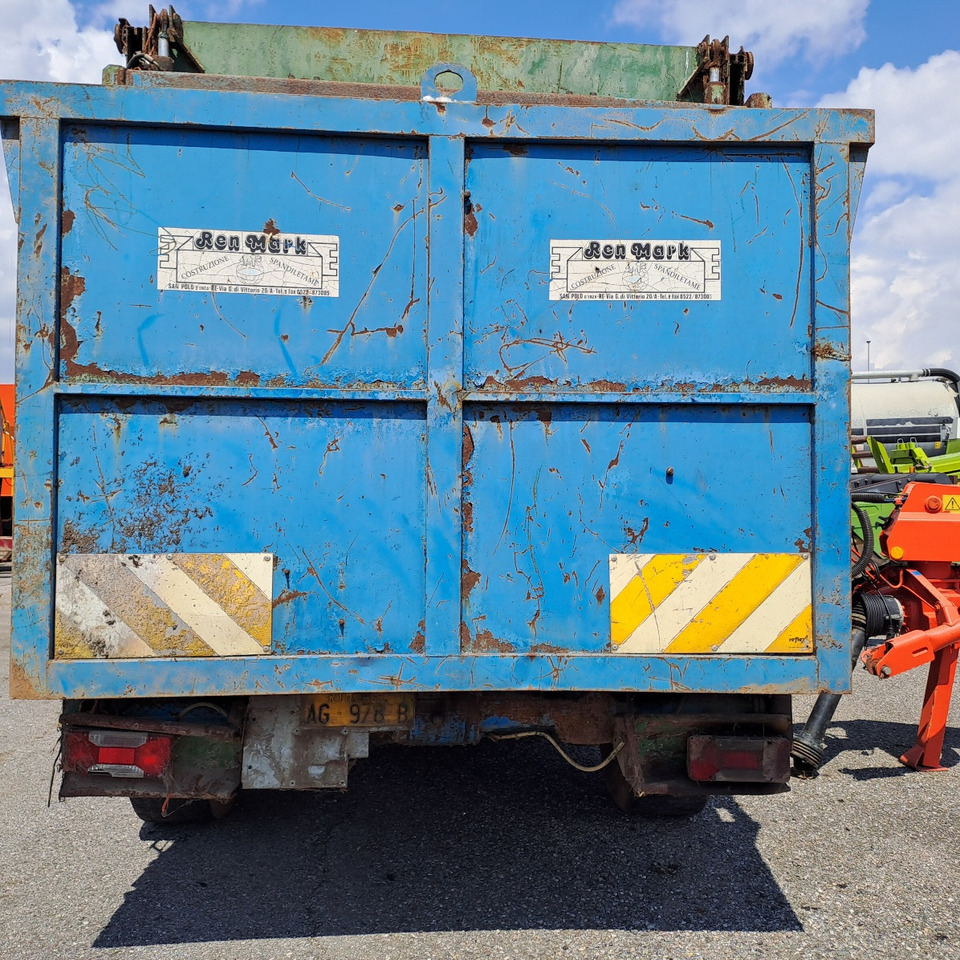 SPANDILETAME REN MARK - Espalhador de estrume: foto 4 SPANDILETAME REN MARK - Espalhador de estrume: foto 4