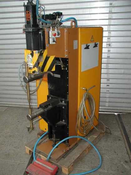 ARO 2104A DC - Punktschweißmaschinen - Equipamento para soldagem: foto 1 ARO 2104A DC - Punktschweißmaschinen - Equipamento para soldagem: foto 1