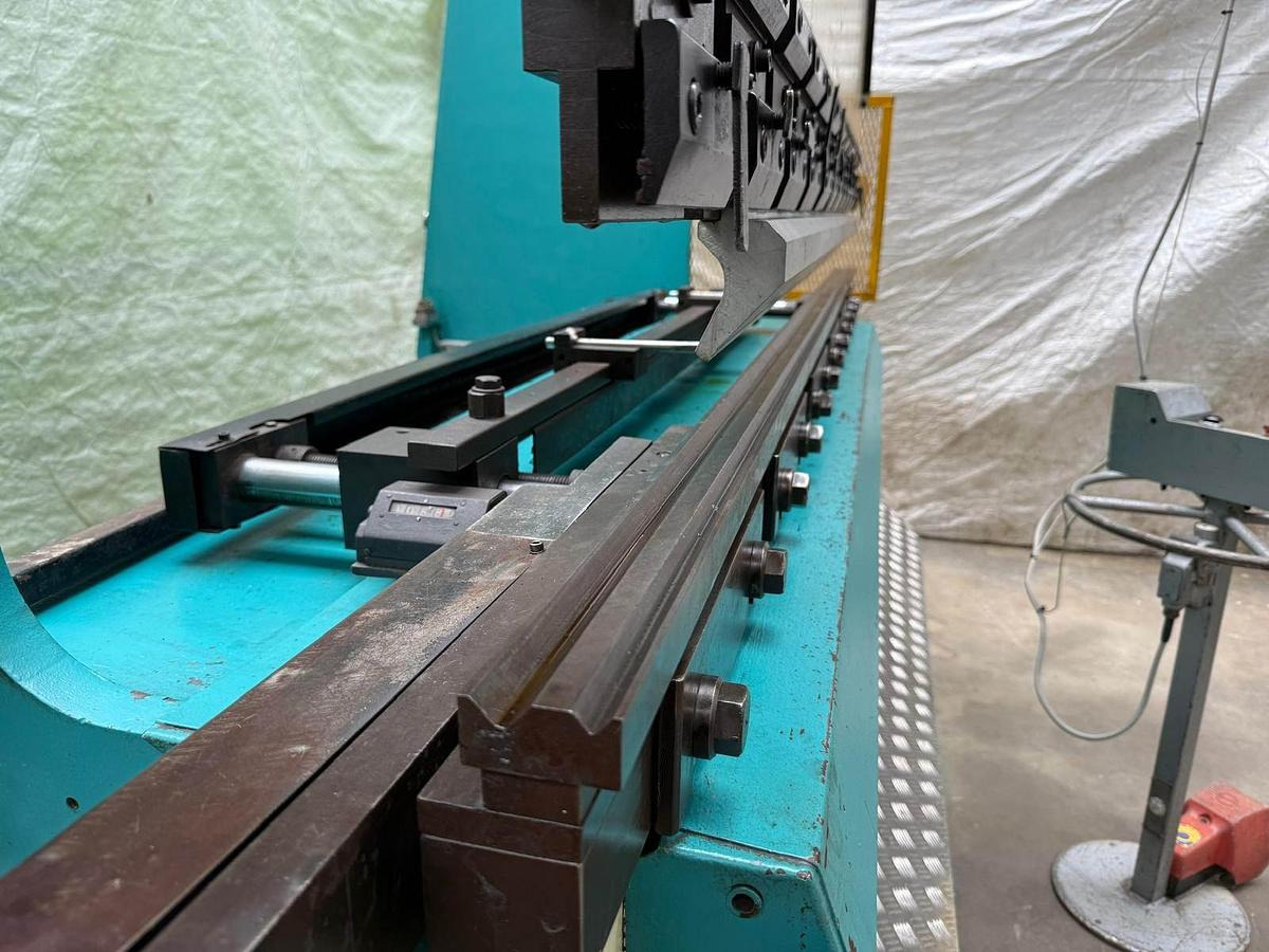 Abkantpresse PROMECAM - Quinadeira: foto 4 Abkantpresse PROMECAM - Quinadeira: foto 4