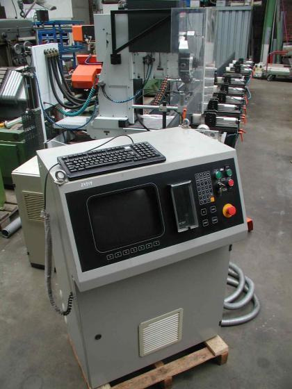 ELU Elumatec SBZ 130/01 - CNC-Bearbeitungszentren - vertikal - Máquina para metal: foto 1 ELU Elumatec SBZ 130/01 - CNC-Bearbeitungszentren - vertikal - Máquina para metal: foto 1