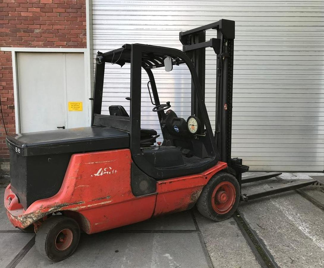 Elektro-Gabelstapler LINDE - Empilhador elétrico: foto 3 Elektro-Gabelstapler LINDE - Empilhador elétrico: foto 3