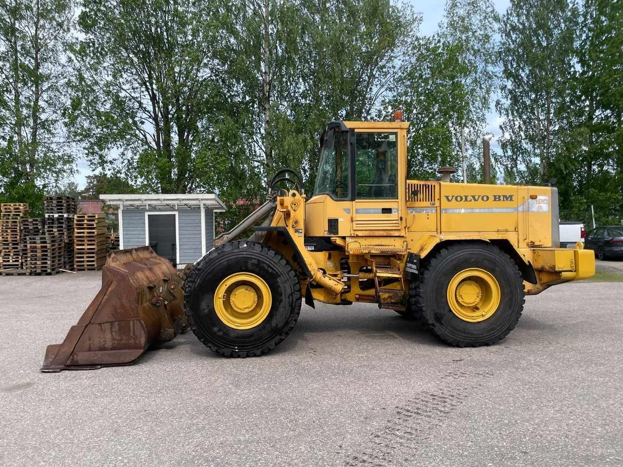 Volvo L120B - Pá carregadora de rodas: foto 1 Volvo L120B - Pá carregadora de rodas: foto 1