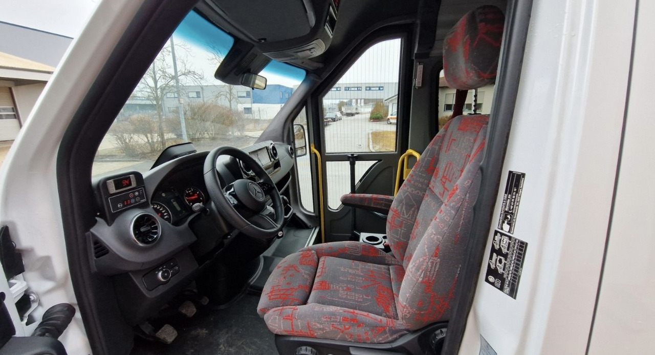 Locação financeira de Mercedes Benz Sprinter 515 CDI ADA Systeme 22 sitze Mercedes Benz Sprinter 515 CDI ADA Systeme 22 sitze: foto 15