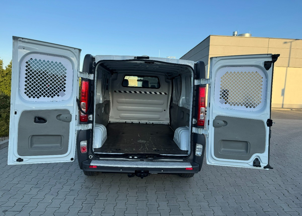 Renault Trafic 2.0 DCI 115KM LONG 2012 Rok Klimatyzacja Nawigacja BEZWYPADKOWY - Furgão: foto 5 Renault Trafic 2.0 DCI 115KM LONG 2012 Rok Klimatyzacja Nawigacja BEZWYPADKOWY - Furgão: foto 5