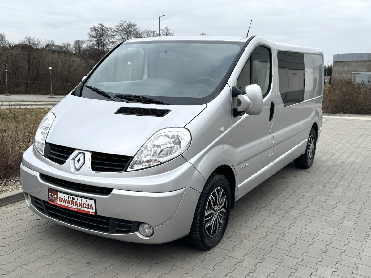 Renault Trafic 2.5 DCI 150KM L2 LONG Brygadówka Niski przebieg JAK NOWY NAVI - Carrinha cabine dupla: foto 4 Renault Trafic 2.5 DCI 150KM L2 LONG Brygadówka Niski przebieg JAK NOWY NAVI - Carrinha cabine dupla: foto 4