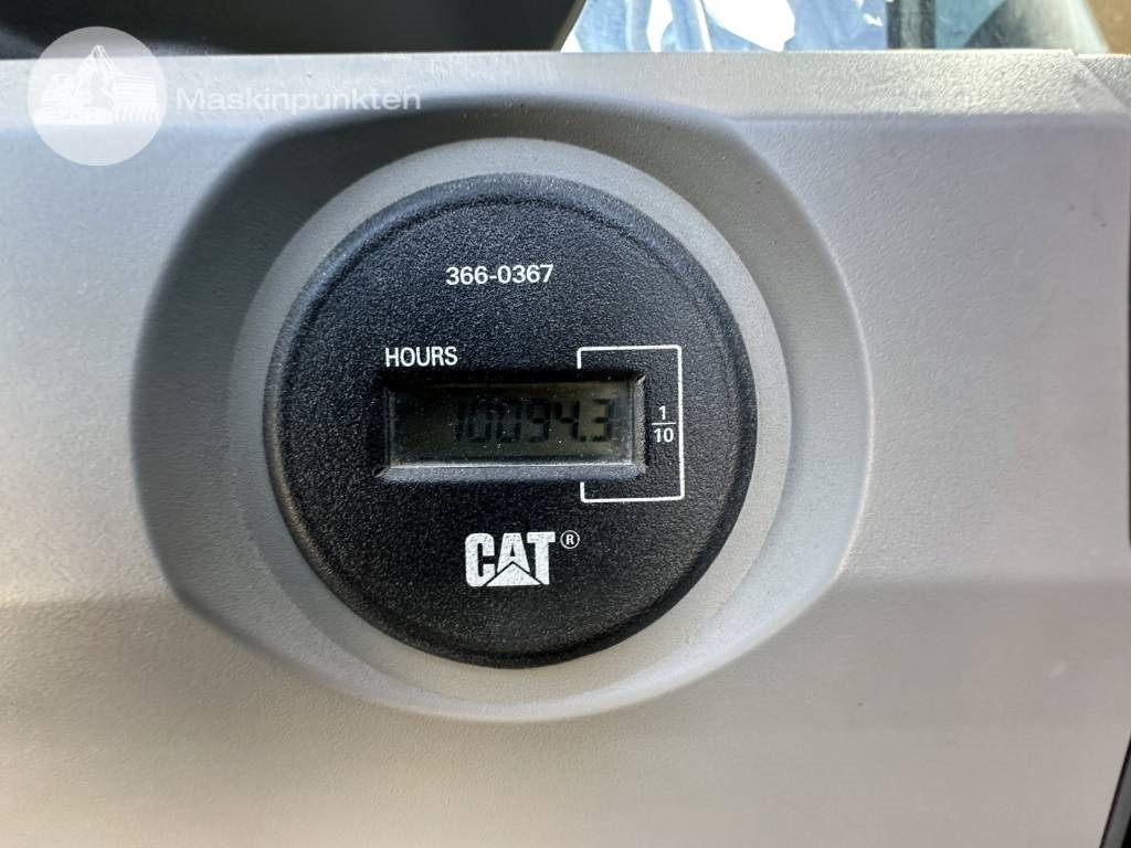 Locação financeira de CAT 325 FL CR  CAT 325 FL CR: foto 14