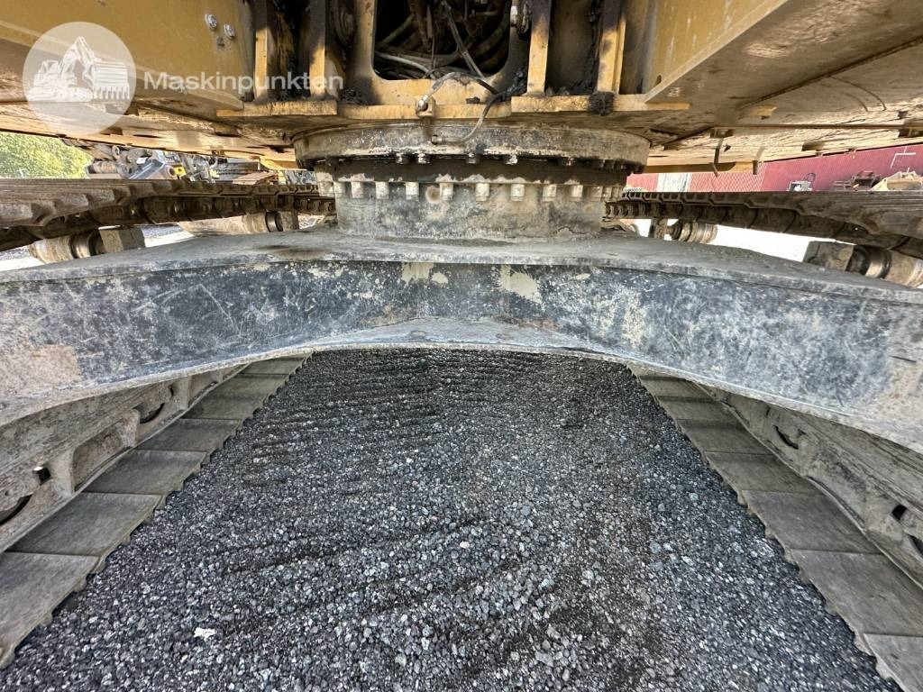 Locação financeira de CAT 325 FL CR  CAT 325 FL CR: foto 34